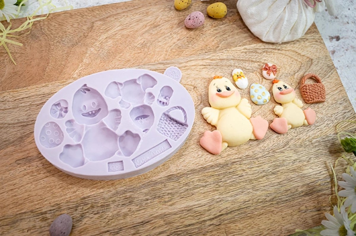 Karen Davies Easter Chicks Mould