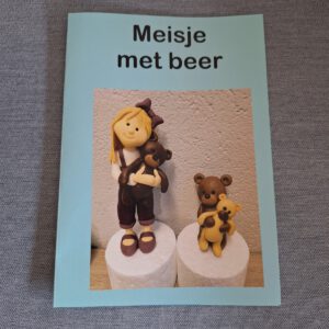 Tutorial meisje met beer