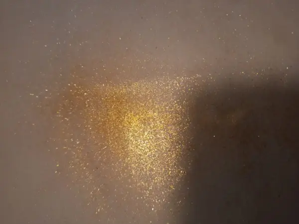 BEZ lustre dust spray gold 10 gram - Afbeelding 2