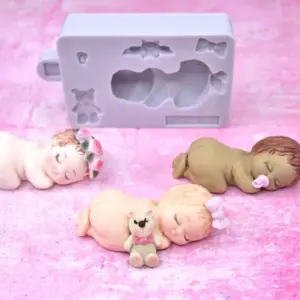 Karen Davies 3D Sleeping Baby Mould – Undressed