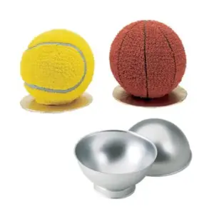 Wilton 3D Sports Ball Pan